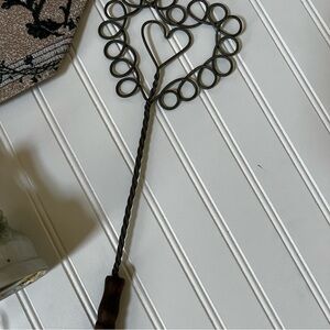 Vintage Heart Shaped Rug Beater